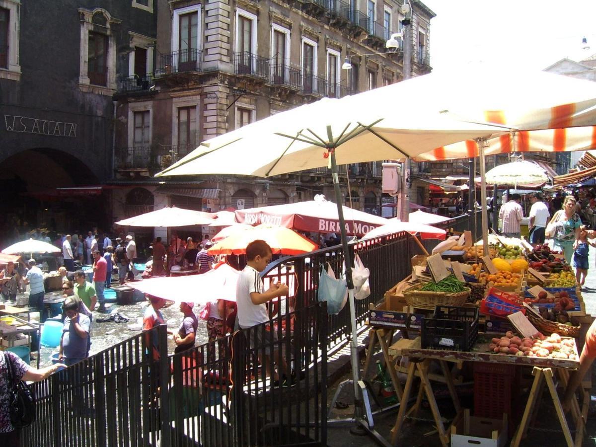 Casa Di Chiara Pieno Centro Storico Apartman Catania-Fontanarossai nemzetközi repülőtér Kültér fotó